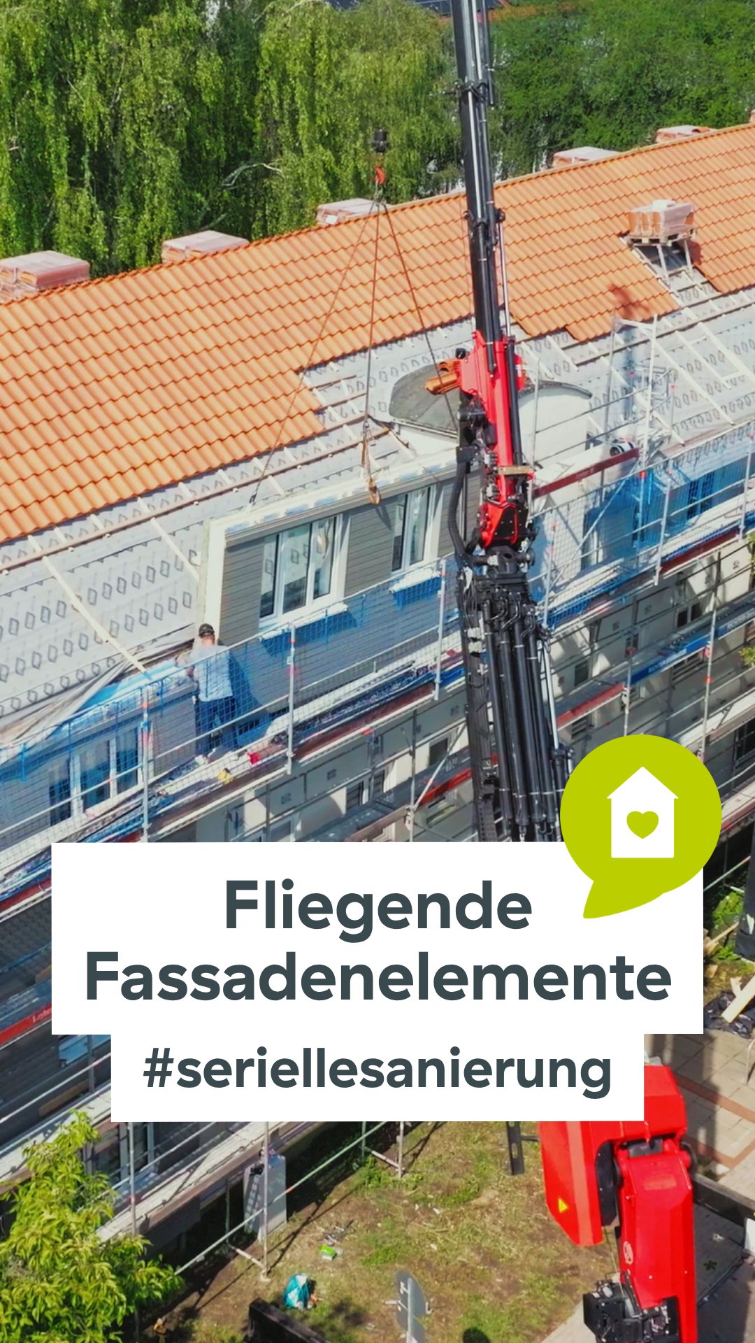 #seriellesanierung — Wie lässt sich ein Wohngebäude schneller, klimafreundlicher und mit möglichst geringen Einschränkungen für die Menschen, die dort leben, energetisch modernisieren?

Eine Antwort darauf: Unser erstes Projekt der seriellen Sanierung. Mit der Montage von vorgefertigten Holzfassaden…