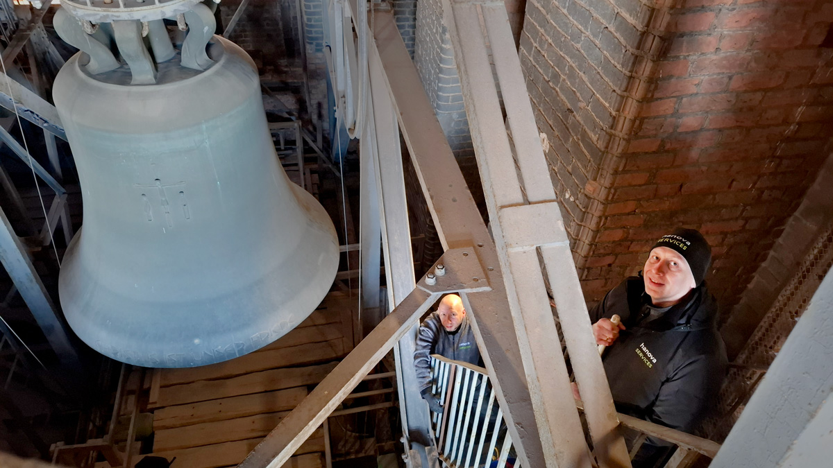 20260318_131205-kl hS Mitarbeitende reinigen ehrenamtlich den Marktkirchturmreinigung